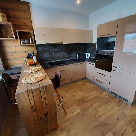 Apartman Ca' Fam Apartment Liptovský Mikuláš Екстериор снимка
