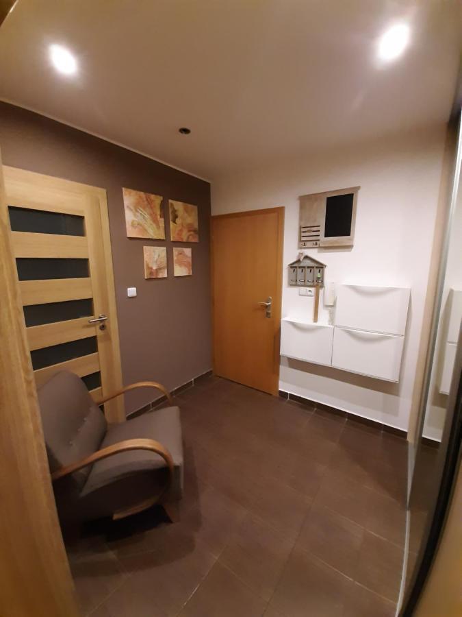 Apartman Ca' Fam Apartment Liptovský Mikuláš Екстериор снимка